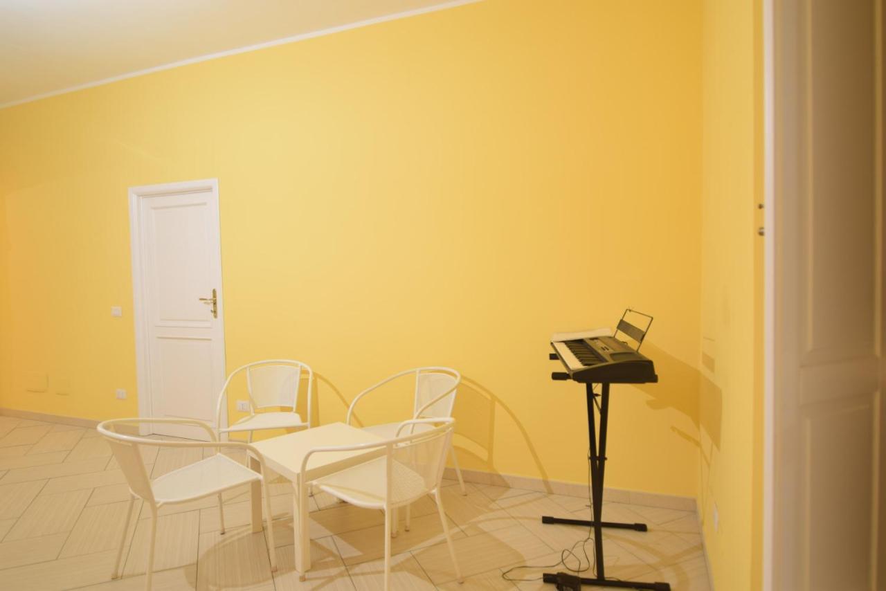 La Casa Sulla Piazza Apartment Bosa Exterior foto